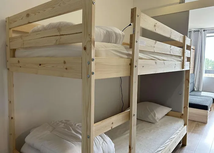 Studio Renove Au Pied Des Pistes, Balcon Ouest, 4 Couchages A Montgenevre - Fr-1-330D-129