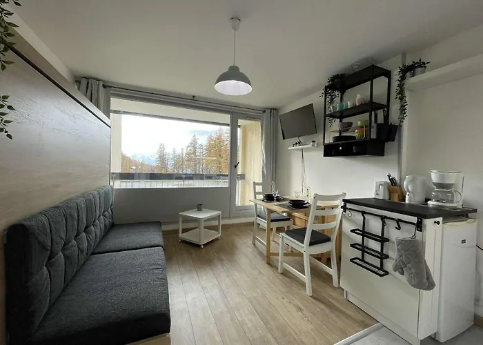Studio Renove Au Pied Des Pistes, Balcon Ouest, 4 Couchages A Montgenevre - Fr-1-330D-129